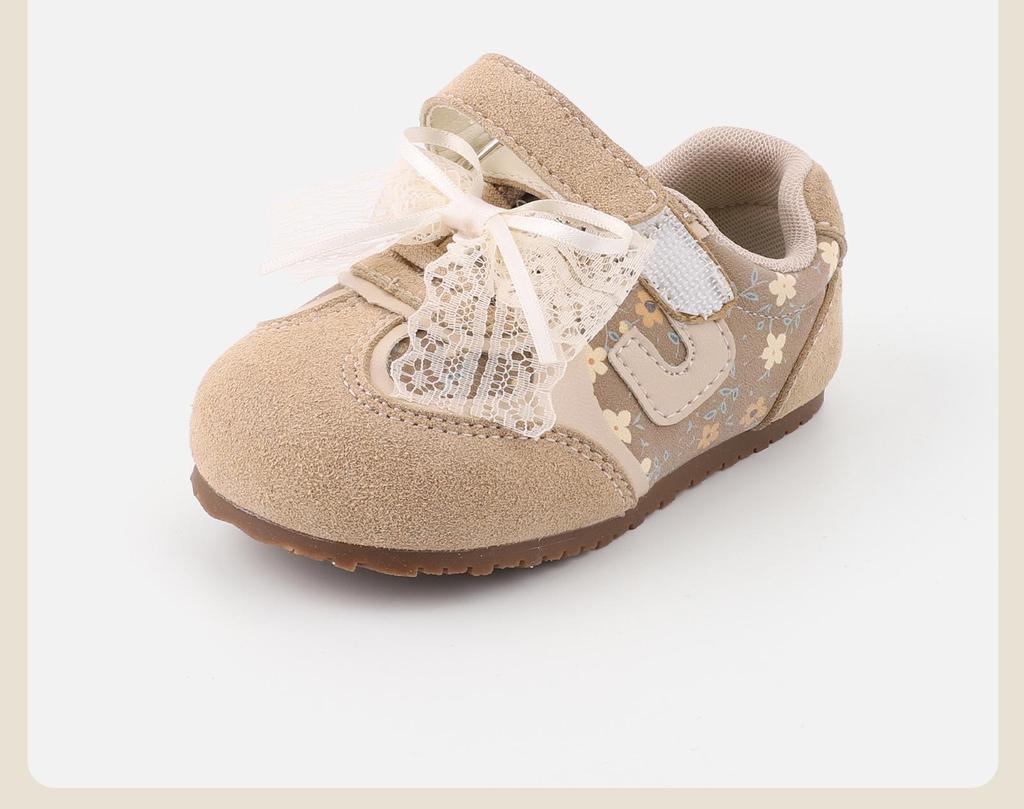 Girls' Soft Sole Sports Shoes with Velcro - Spring New Arrivals, Ideal for Running and Princess Style.