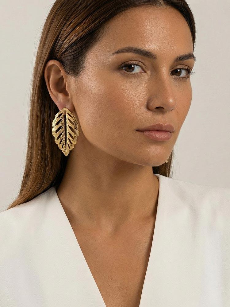 Women's Exquisite Leaves Stud Earrings, Exquisite Fashion Classic Jewelry Wholesale
