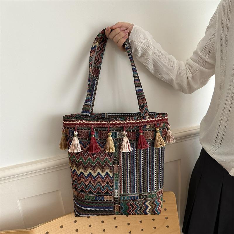 Tassel bag summer ethnic style messenger bag new shoulder bag large capacity series travel women's bag yellow