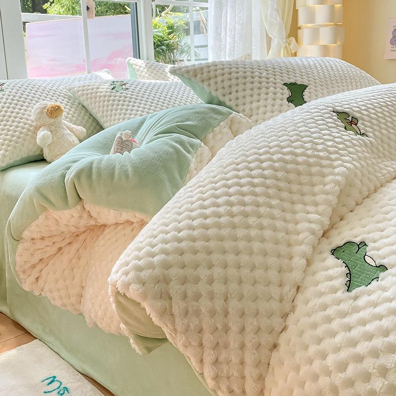 Bean Fleece Bed Four-Piece Set Thickened Milk Coral Fleece Bedding Children'S Flannel Quilt Cover Sheets