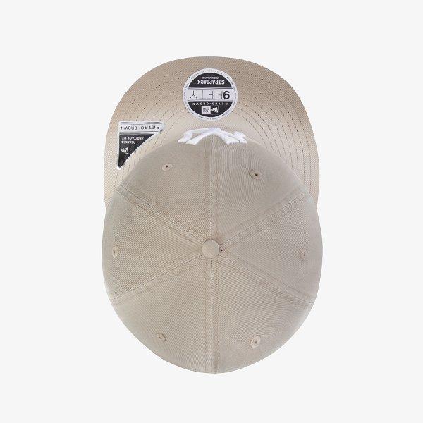 New Era New York Yankees Faded Wash Retro Crown Strapback 15131618