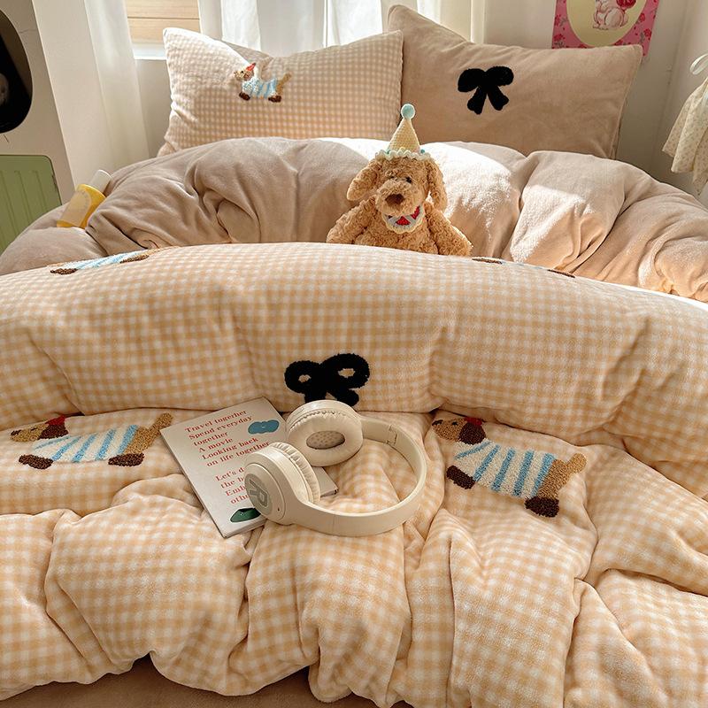 Thickened Milk Fleece Bed Four-Piece Set Fleece Quilt Cover Bed Sheet Coral Flannel Children'S Cartoon Bedding