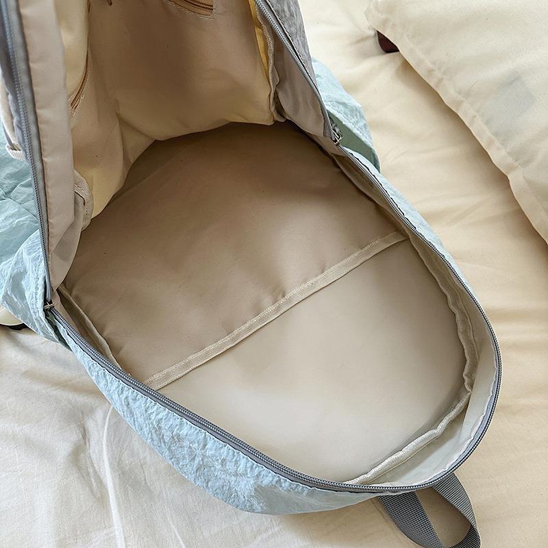 School Bag New Color Matching Pleated Sense Lightweight Outdoor Sports Soft Backpack High Value Girl Heart Travel Small Backpack