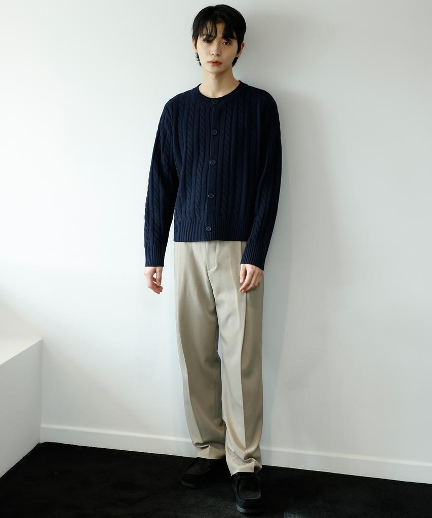 Signature Cable Round Knit Cardigan [Navy]