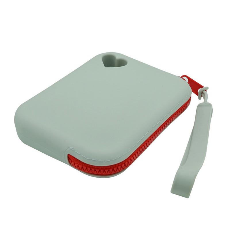 

Portable Silicone Reusable Storage Bag Easy To Carry For Storing Makeup Stationery And Electronics 5