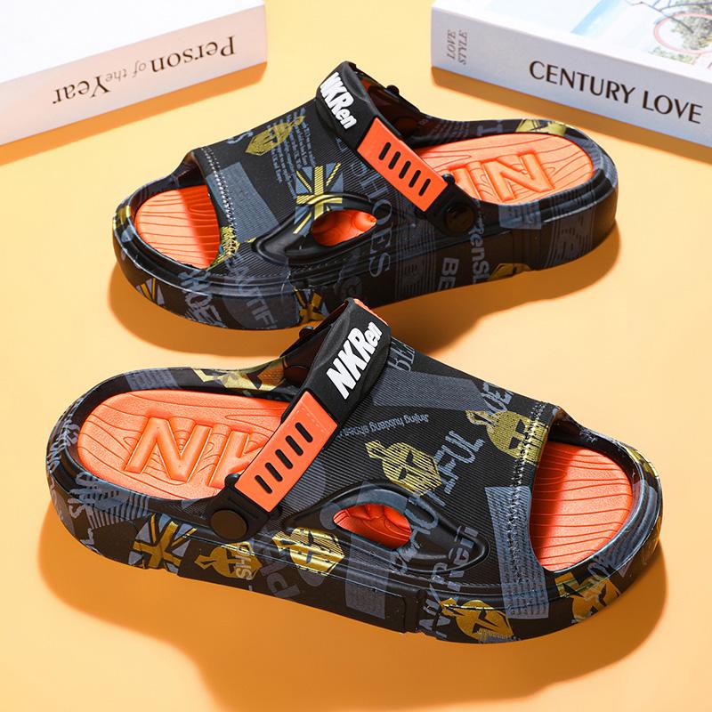 

Модные летние мужские сандалии 2024 года, новые тапочки для дома и сада, удобные и легкие мужские тапочки, нескользящие шлепанцы с мягкой подошвой 39-40 чёрный