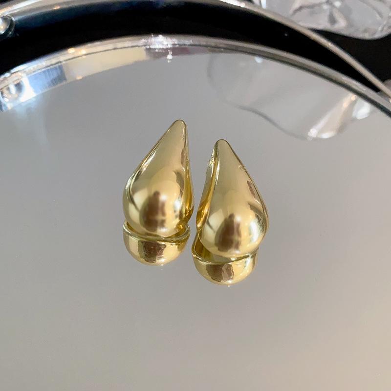 Silver Needle Water Drop Doudou Geometric Earrings European and American Personality Design Sense Earrings Niche Simple Metal Wind Earrings