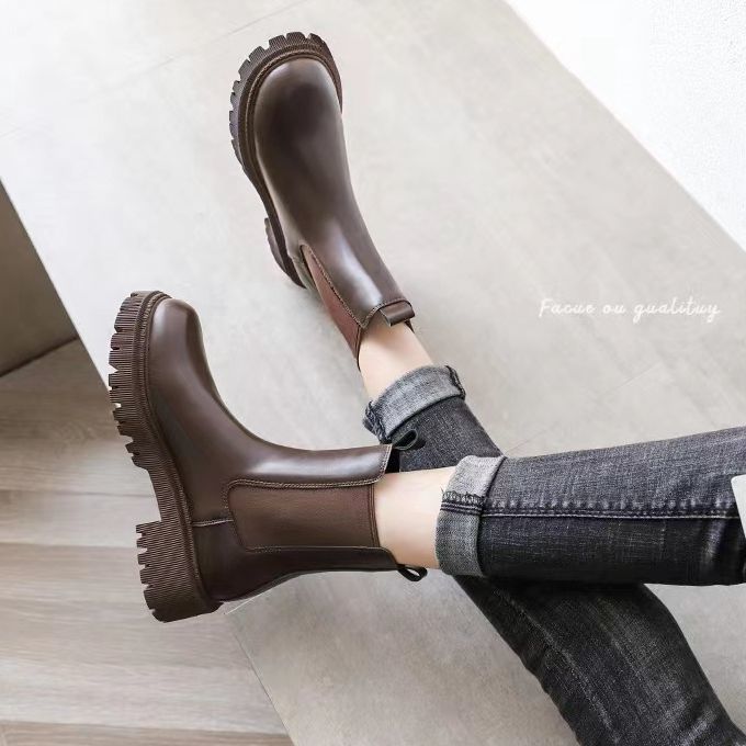 Thick-soled British style thin Martin boots women's 2025 autumn and winter new retro elegant thick heel Chelsea short boots ins