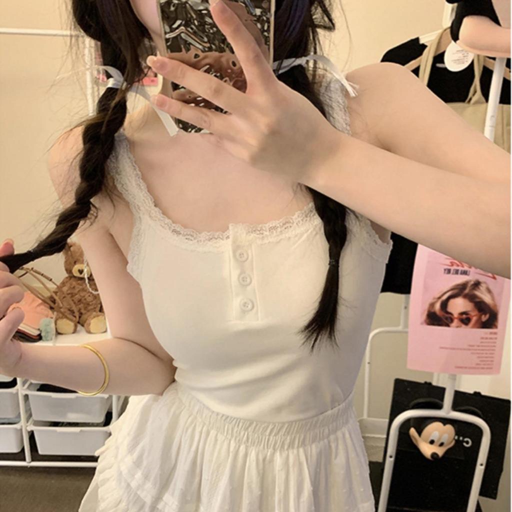 Spicy Girl Spitzen-Camisole: Schönes Rücken-Tanktop mit Brustpolster - Damen Trendige Kurze Basisschicht