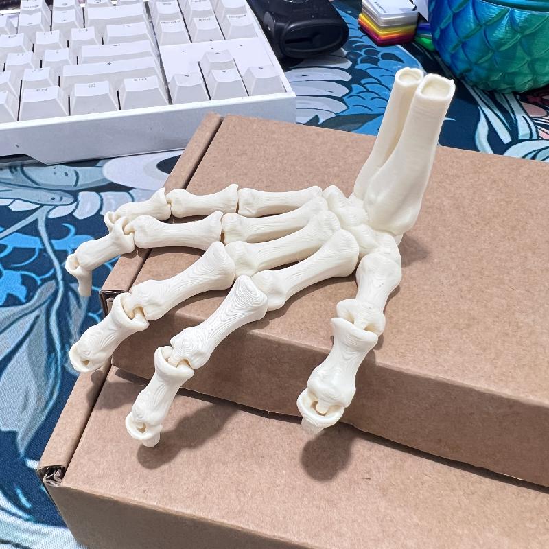 1Pcs/1Pair 3D Printed Realistic Flexible Joint Skeleton Hand Model Ghost Halloween Party Decoration Home Ornament