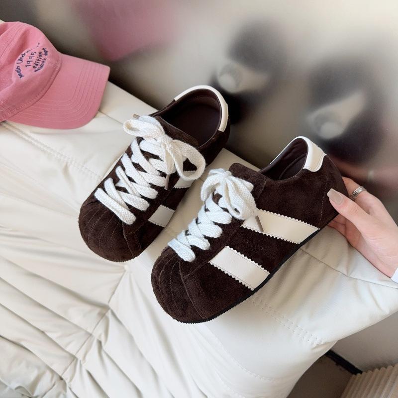 2025 Herbst neue Retro Innenhöhe erhöhen Merad Schnür-Capybara großer Kopf Deutsche Trainingsschuhe lässige Board-Schuhe Damen