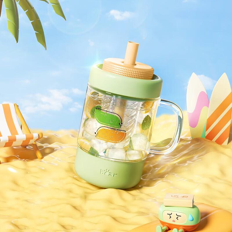 

Bear Glass Water Bottle with Straw and Handle
