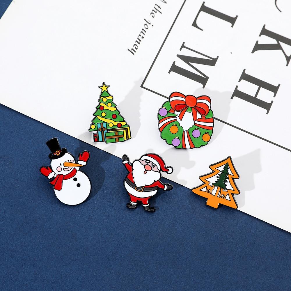 Christmas Christmas Brooch Fashionable Christmas Tree Pins Santa Claus Brooch  New Year Pins