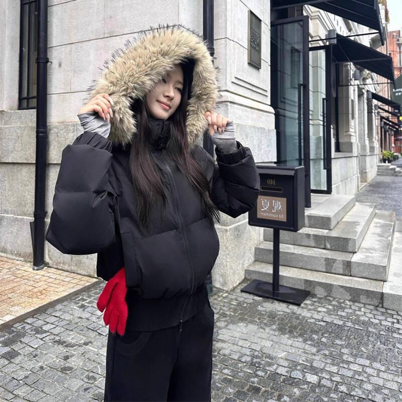 2026 Winter Slim Fit Down Jacket Women Hooded With Faux Fur Trim 90% White Duck Warm Coat