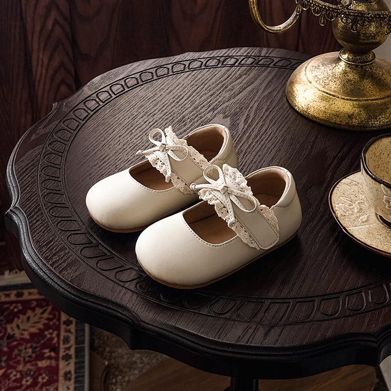 

Girls Genuine Leather Lace Trim Retro Walking Shoes - Soft Sole Baby First Steps 12.5 cm