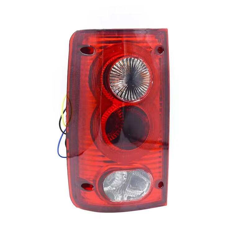 Car Rear Tail Light Brake Lamp For Great Wall Deer 2003 4133020-D01 4133010-D01 left