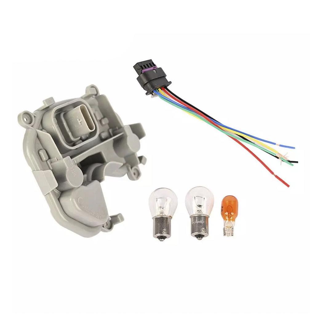 Zadní pravý držák zadního světla a zástrčka žárovky 68270837AA pro Jeep Renegade 15-23