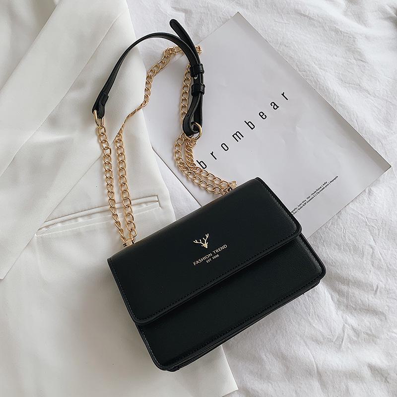 

2026 Women s Korean Fashion Shoulder & Messenger Bag with Chain - Simple Design, Small Square Style чорний