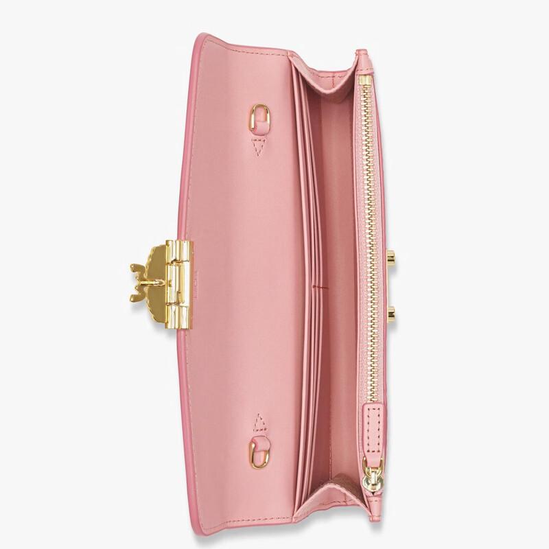 

MCM TRACY Large Chain Wallet Crossbody Bag