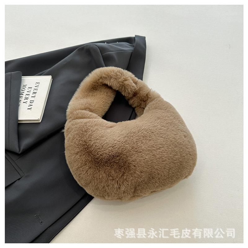 

Плюшевая сумка сумка-пельмень новая премиальная женская сумка пушистая модная сумка-пельмень меховая сумочка 28*15*7cm