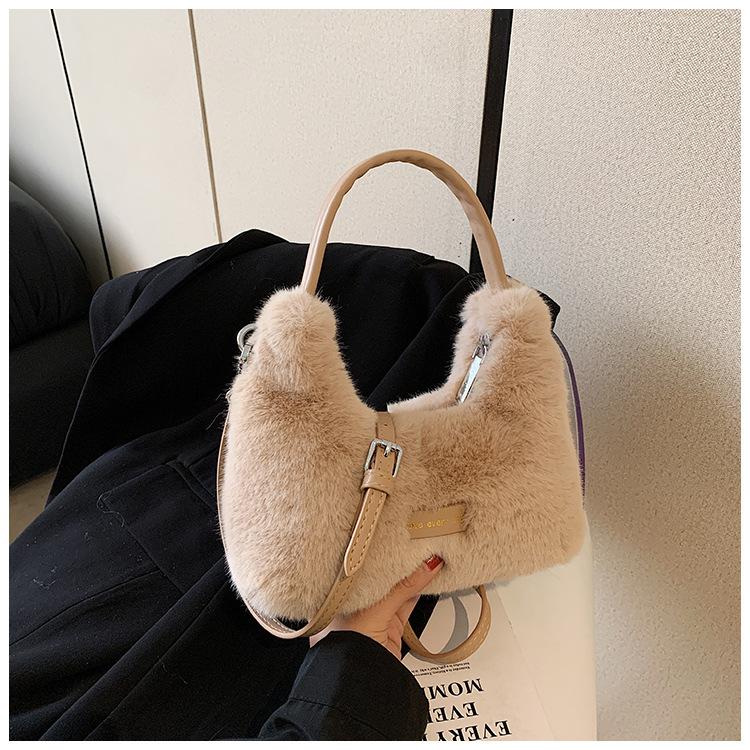 Premium plush bag women's autumn and winter fashion shoulder messenger bag Mao Mao portable dumpling bag