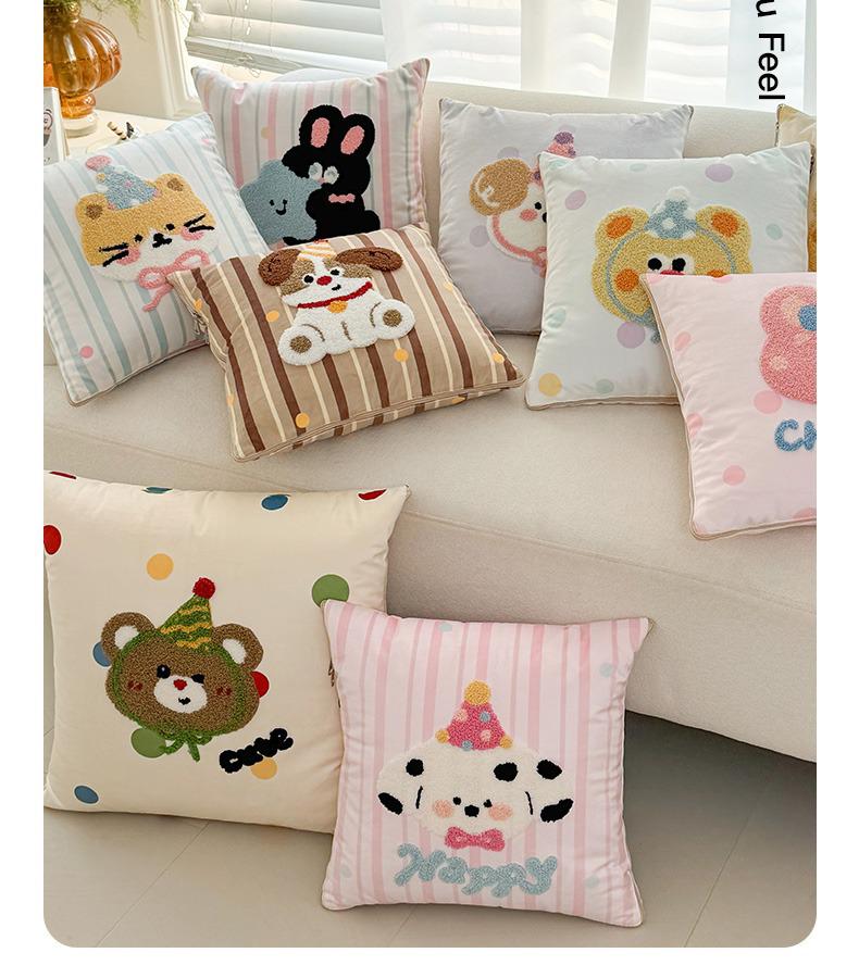 2025 Foldable Car Interior Cushion & Blanket: Converts Between Backrest Pillow and Air Conditioning Quilt