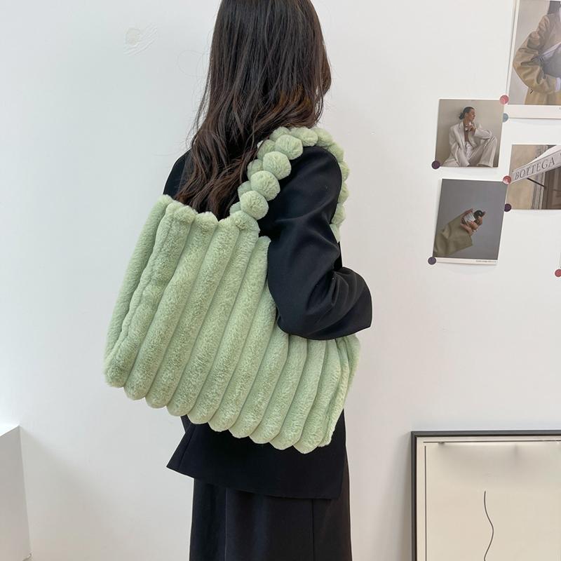 Fashion Designer Faux Fur Tote Bag for Women Handbags Autumn Winter Plush Shoulder Crossbody Bags