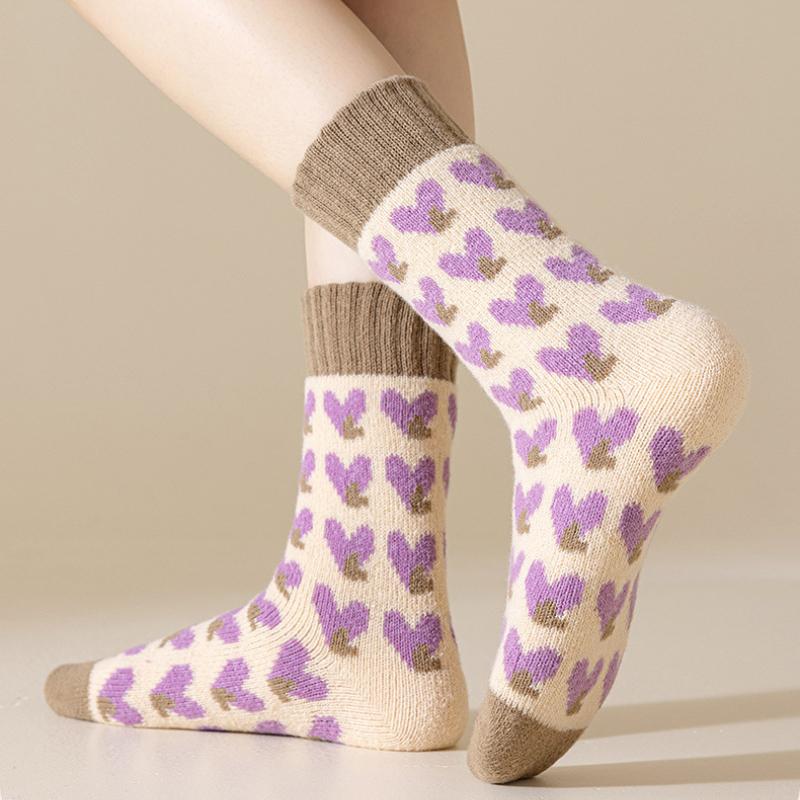 Girls' Mid Length Knitted Socks Women Sweet Heart Printed Socks Comfortable High-elasticity Thick Warm Socks