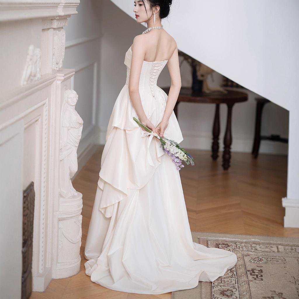 French tube top bride engagement dress women's light luxury niche light wedding dress certificate registration temperament long small white dress