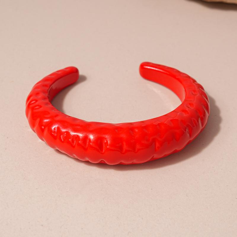 Creative Exaggerated Retro Geometric Chunky Red Resin Bracelet Decoration Irregular Waves Bangle For Women Jewelry A4