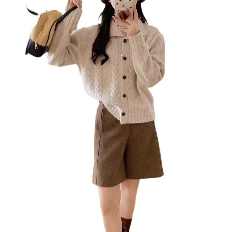 Autumn and winter new gentle wind twist knitted cardigan women's retro soft waxy lapel loose lazy sweater jacket
