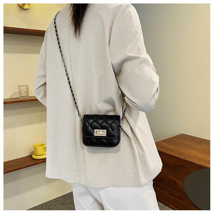 Vintage Solid Color Small Square Shoulder Bag With Chain For Daily Casual Use