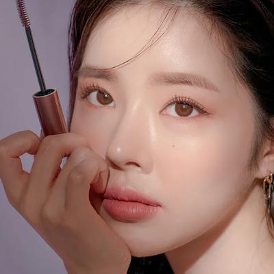 Long and Curling Mascara (Chocolate Brown)