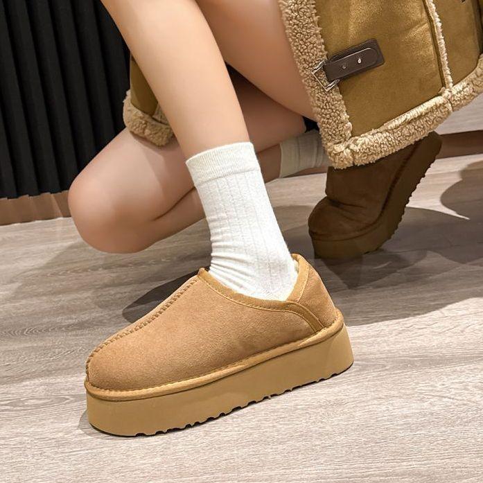 

Новые женские туфли на толстой подошве 2025 года, меховые интегрированные ленивые низкие кеды на одной педали, утолщенные туфли-батон, короткие нескользящие хлопковые ботинки 41 верблюд