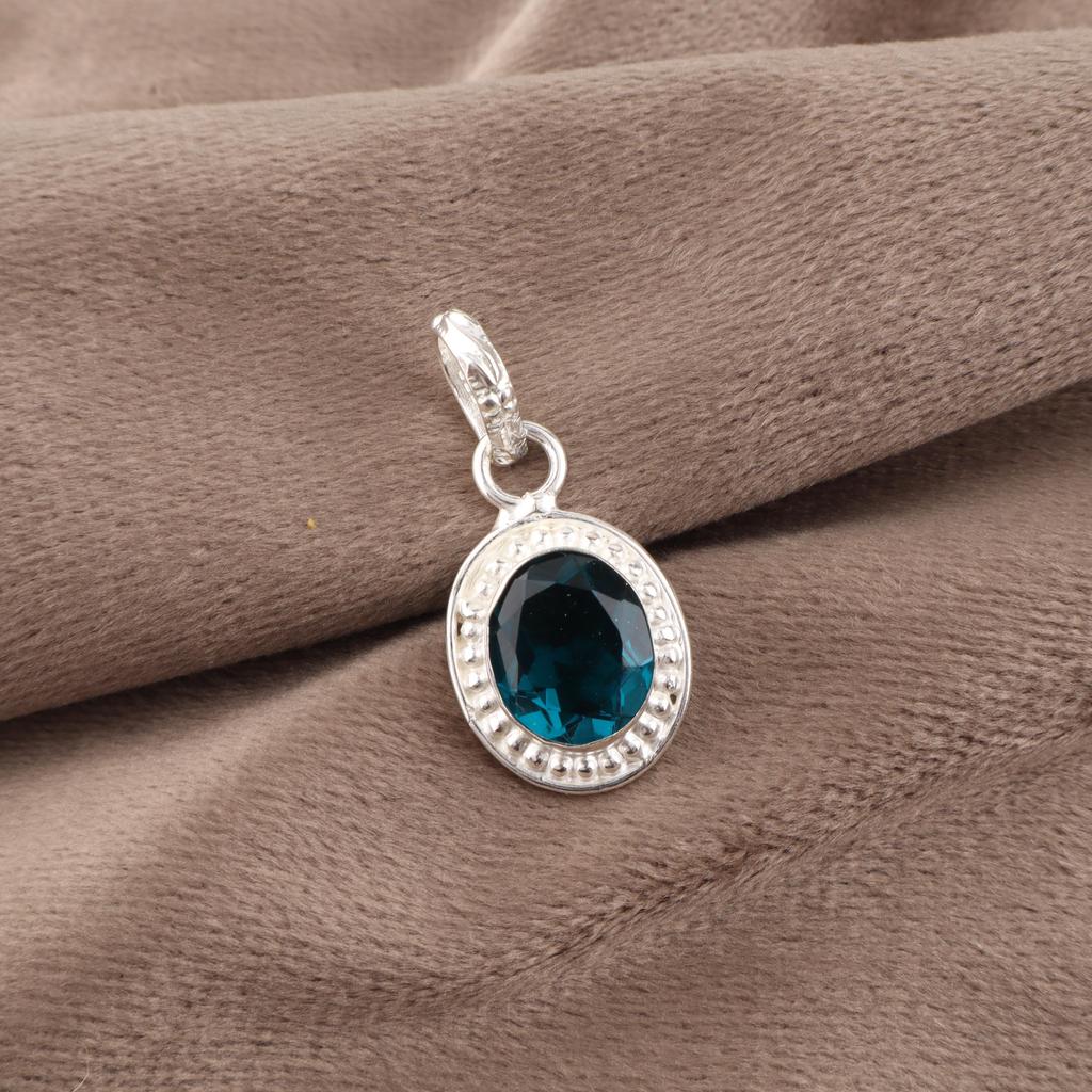 Apatite Bijoux en Argent Fait Main, Pendentif en Argent Sterling 925, Bijoux de Pierre Précieuse Magnifiques Faits Main, Pendentif Apatite Pour Elle