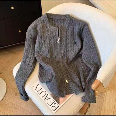 Herbst und Winter neu Doppelreißverschluss Zopfmuster bestickte Strickjacke Damen Rundhals Langarm altersreduzierende Strickjacke vielseitiges Oberteil