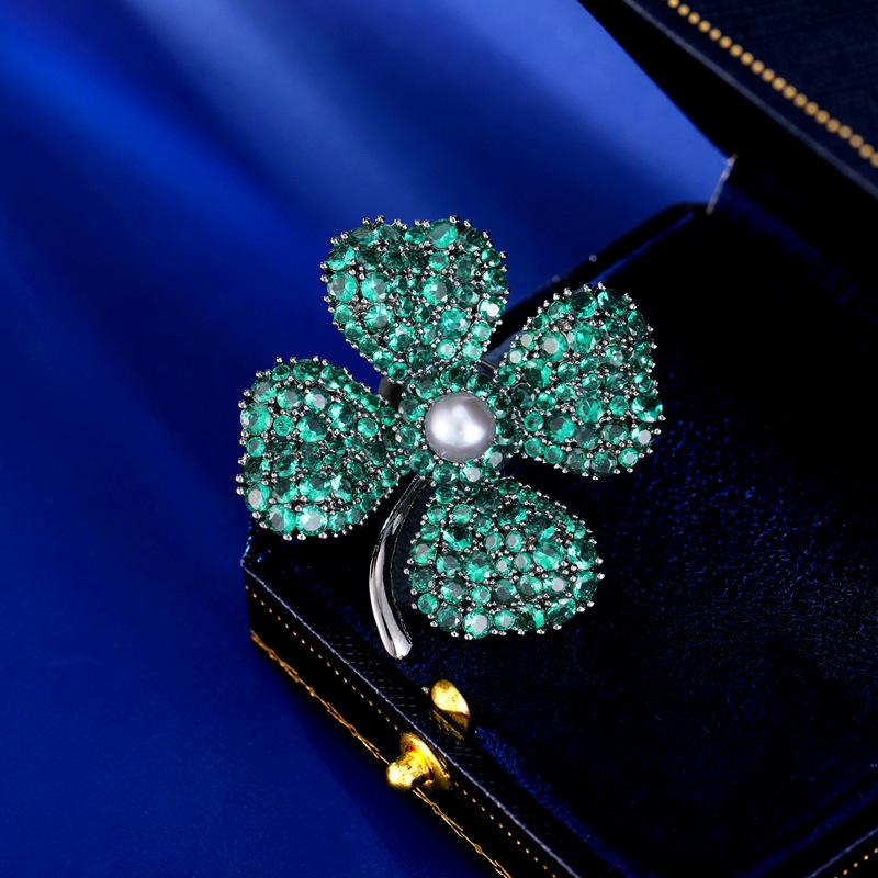 

Новый высококачественный многофункциональный кардиган с фиксированной булавкой для одежды, пряжкой для шелкового шарфа, женский блейзер, зеленая брошь в виде клевера зелёный