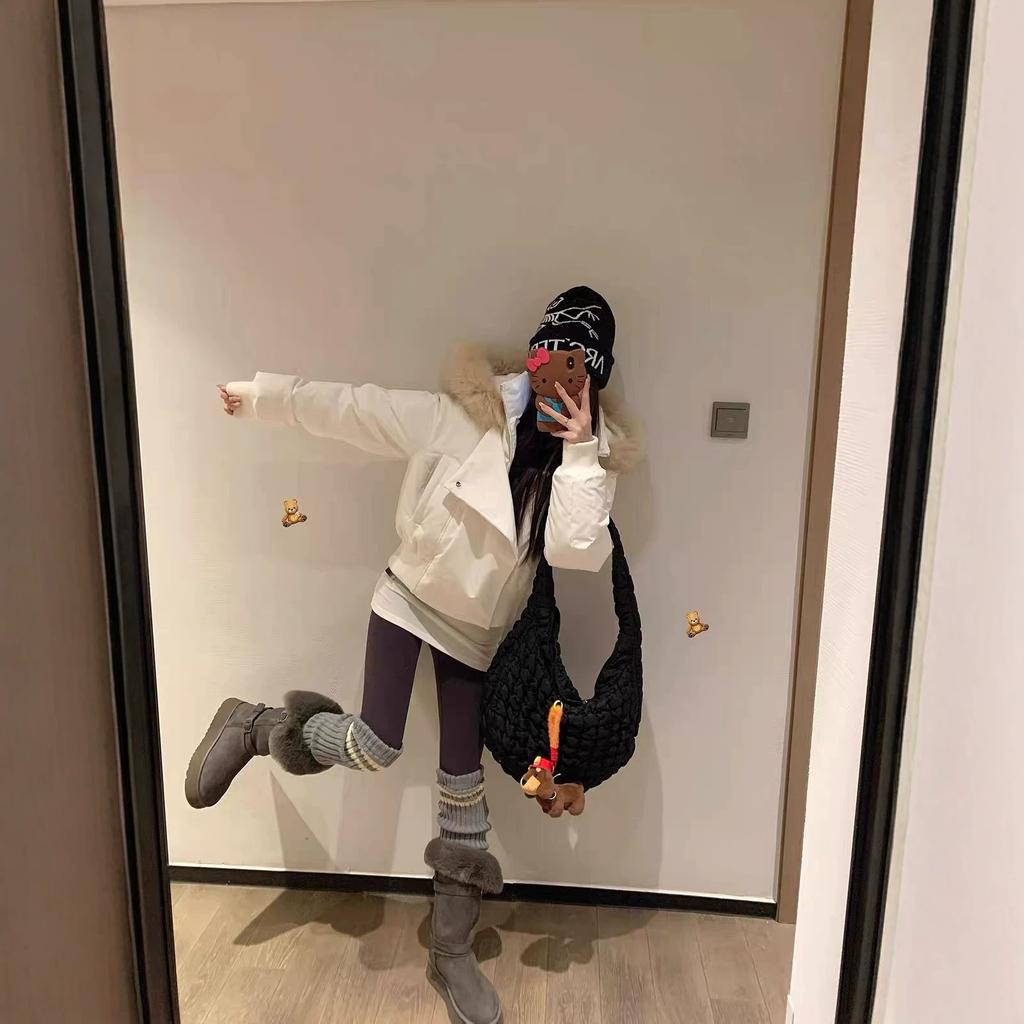 Senso del design abbottonatura obliqua imbottito in cotone piumino vestiti da donna invernali nuovi colletto in pelliccia torta superare giacca corta imbottita in cotone cappotto ispessito