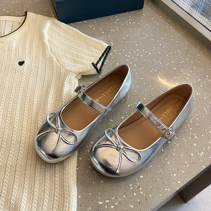 

Silver single shoes women s flat bottom shallow mouth Mary Jane single shoes four seasons ladyshoes widened large size women s shoes 35