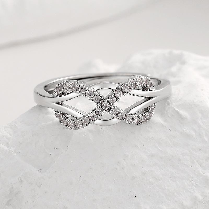 

Кольцо с цирконием с перекрещивающимися линиями для женщин – Креативный дизайн, модная бижутерия Adjustable