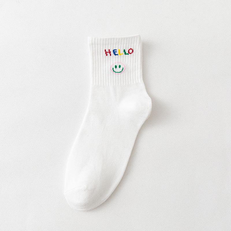 Calzini da donna a metà polpaccio stile coreano: Orso Cartone Animato, Strisce Arcobaleno, Motivi a Cuore & Faccine Sorridenti - Collezione Autunno/Inverno.