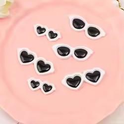 Bag of 100 Round Summer Heart Sunglass Flat Back Resin Cabochons DIY Craft for Souvenirs Artificial Style