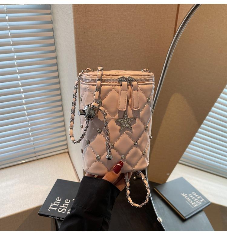 

Bucket bag new chain women s bag contrasting color shoulder bag rhombus embroidery thread messenger bag розовый