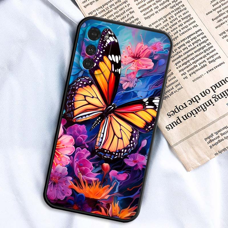 Butterfly Flower Pattern Phone Case For Motorola G85 Edge 50 G24 G35 G14 G04 40 G72 G34 G G54 G13 G32 5G Black