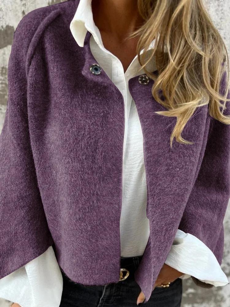 

Жіночий світло-коричневий вкорочений в язаний кардиган на чорних ґудзиках, асиметричний низ S фіолетовий