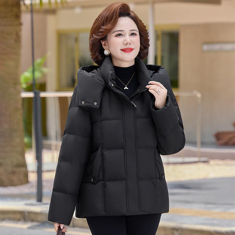 Middle-aged and elderly down jackets short winter new small mother fashionable versatile thickened white duck down jacket