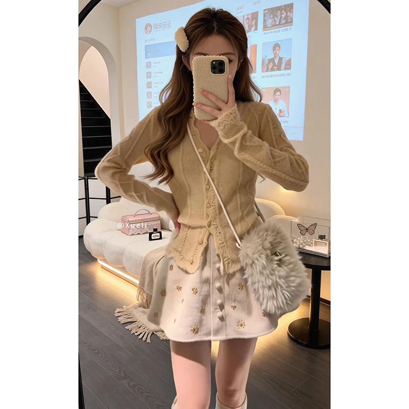 

American Chic Spring/Autumn 2026 Women s Cardigan & High-Waisted Skirt Set M [95-105 jin]