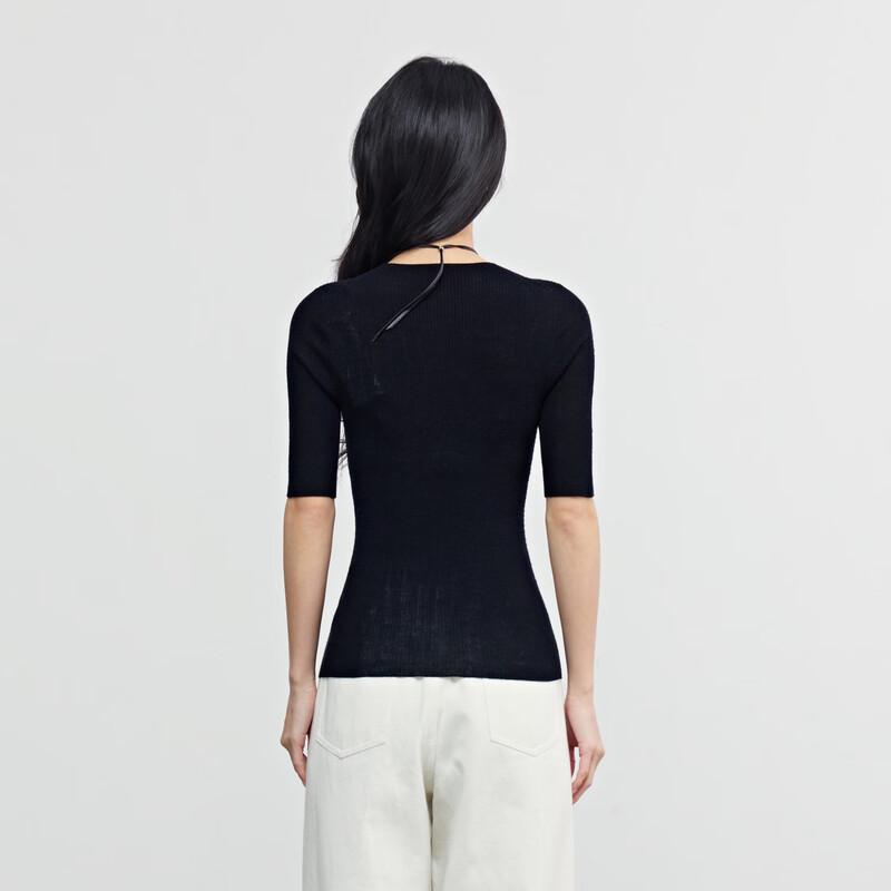 Elva' Island Short Sleeve Pullover Sweater