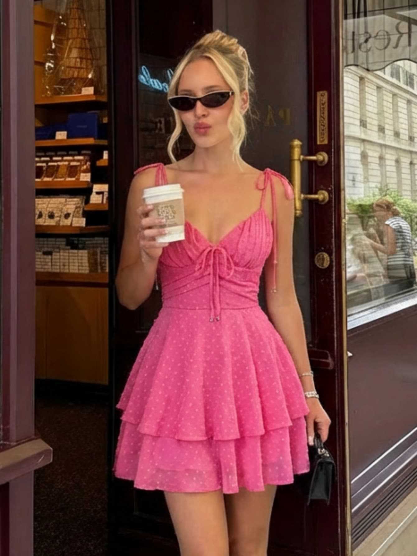 

New European and American style pink polka dot suspender dress for women s summer waist and thin sexy short skirt pure desire style S розовый