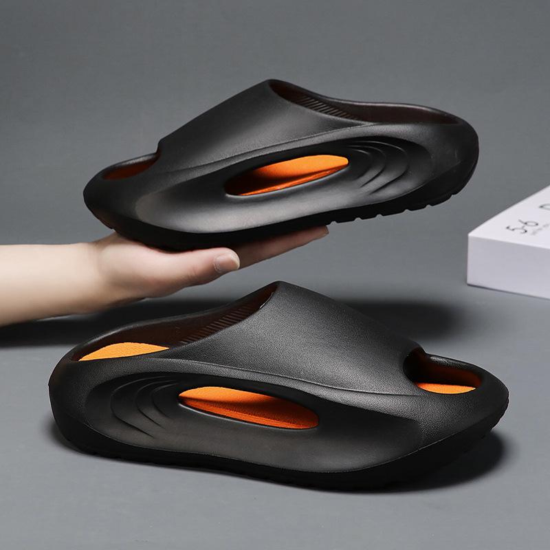 Fashion Men slippers Summer Luxury Sandals men Outside fashion outdoor Casual Beach slippers Breathable Shoes for men Home Slippers2024